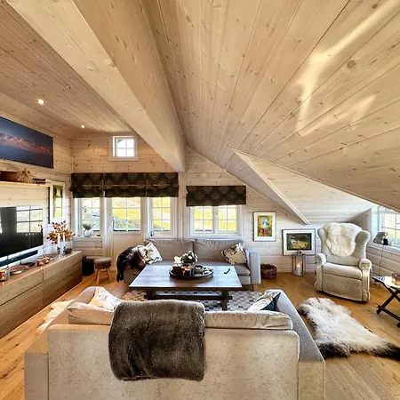 Cozy Ski-in Ski-out On Geilo, Stunning Views! Appartement